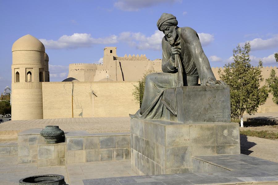 Statue of Al-Biruni
