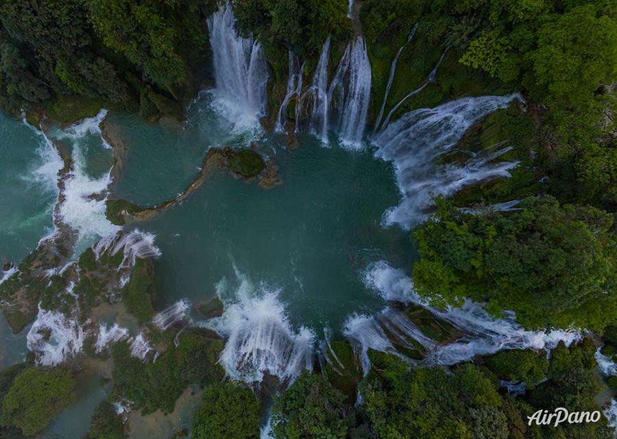 Detian Falls, China-Vietnam, © AirPano 