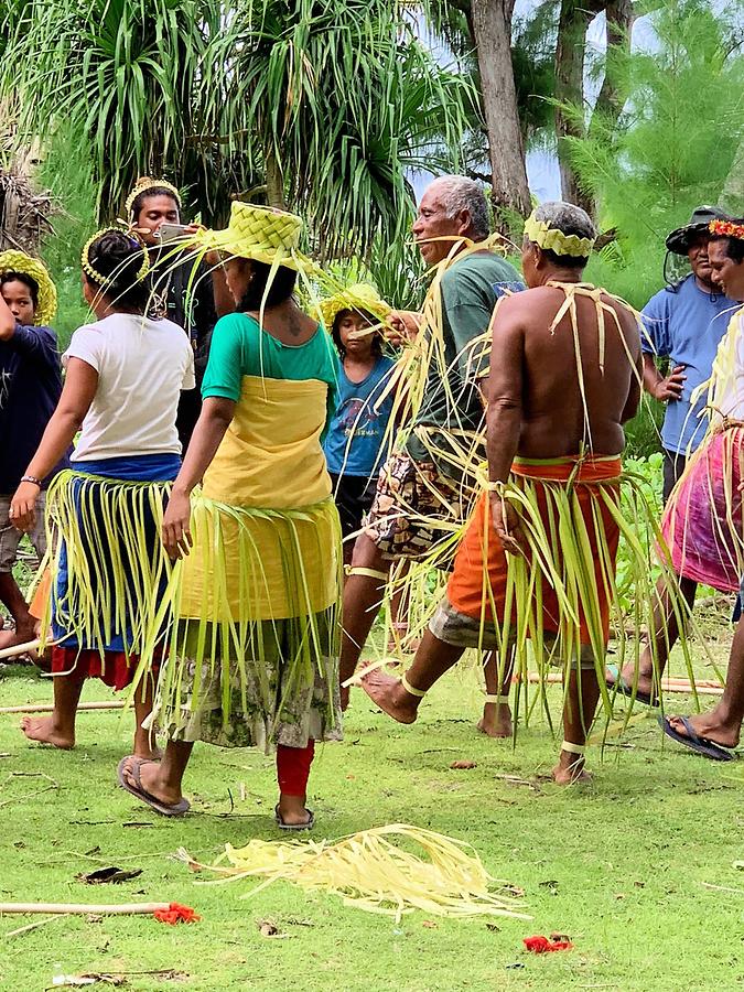Namonuito Atoll - Ulul; Dance Performance