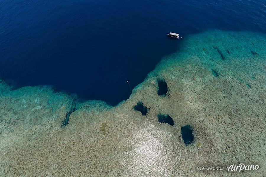 Blue Holes, Palau, © AirPano 