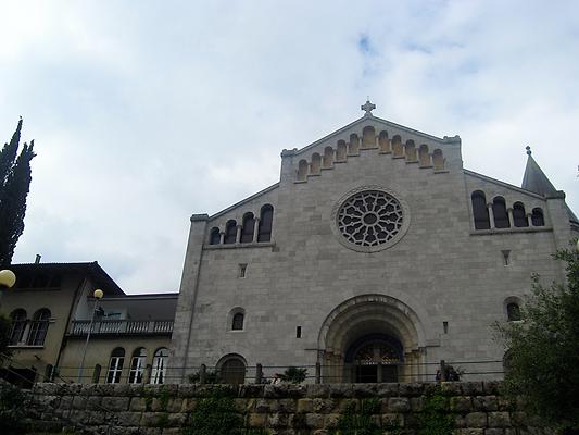 Church of Our Lady of the Annunciation, Opatija, Croatia. 2014. Photo: Clara Schulte