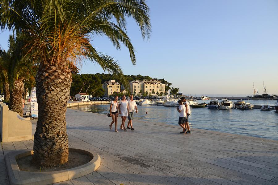 Makarska - Harbour Promenade