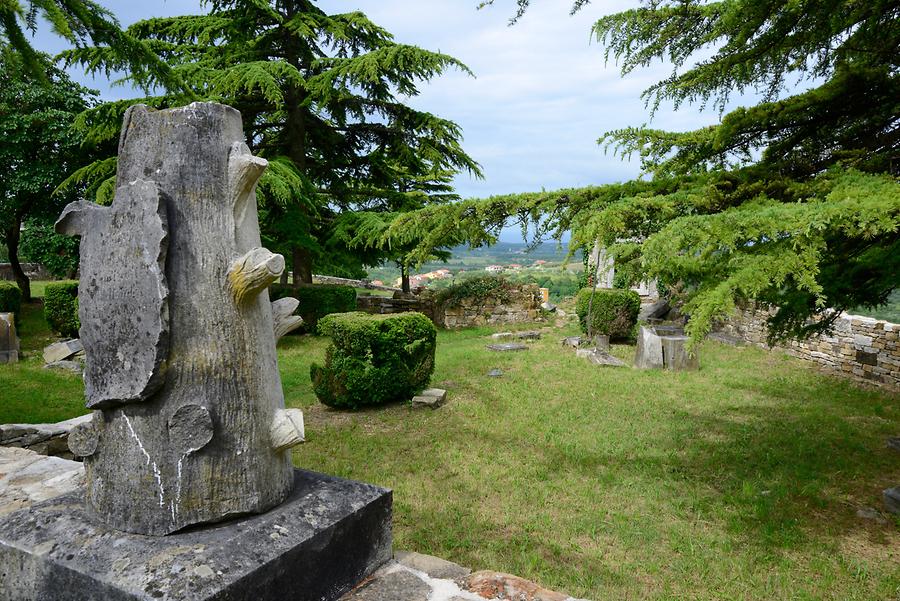 Buje - Cemetery