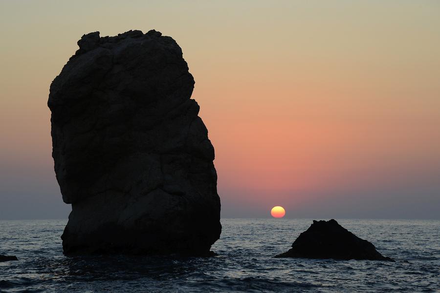 Bay near Amoudi - Sunset