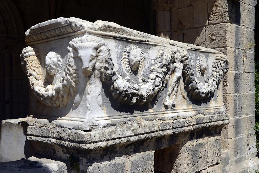 Bellapais Abbey - Cloister, Sarcophagus