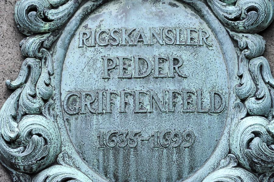 Statue of Peder Schumacher Griffenfeld