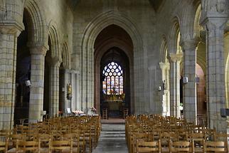 Pont-Croix - Notre Dame; Inside (1)
