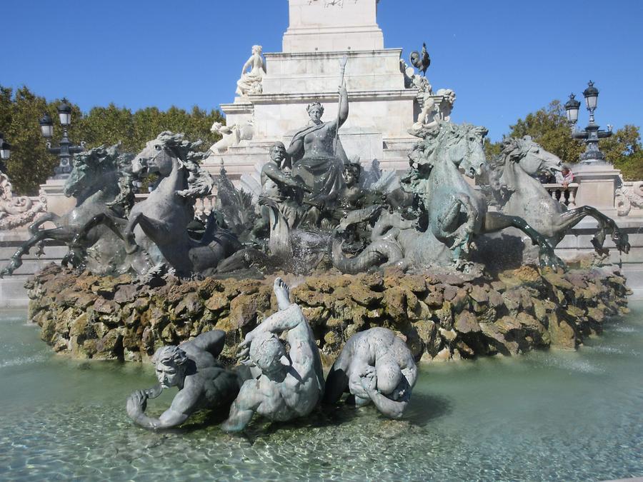 Bordeaux - Monument aux Girondins - Fontaine monumentale