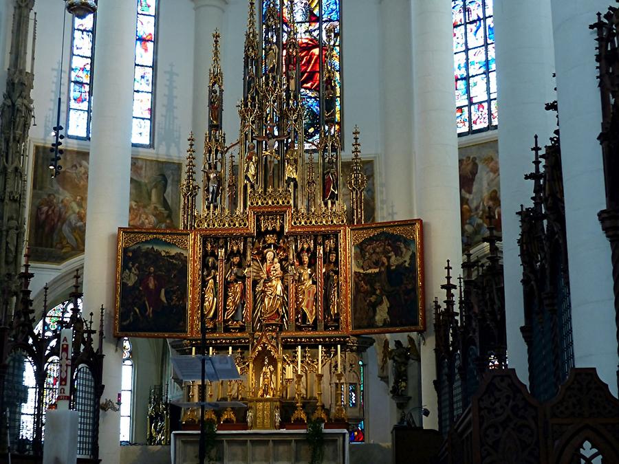 Straubing - Kirche St. Jakob und St. Tiburtius