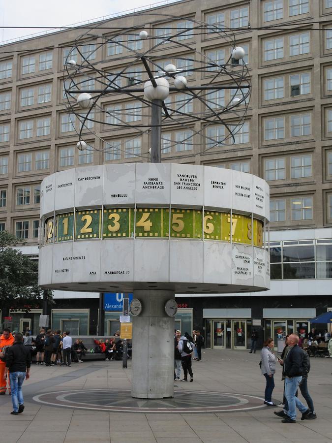 Alexanderplatz - World Clock