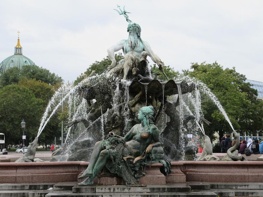 Fountain 'Neptunbrunnen'