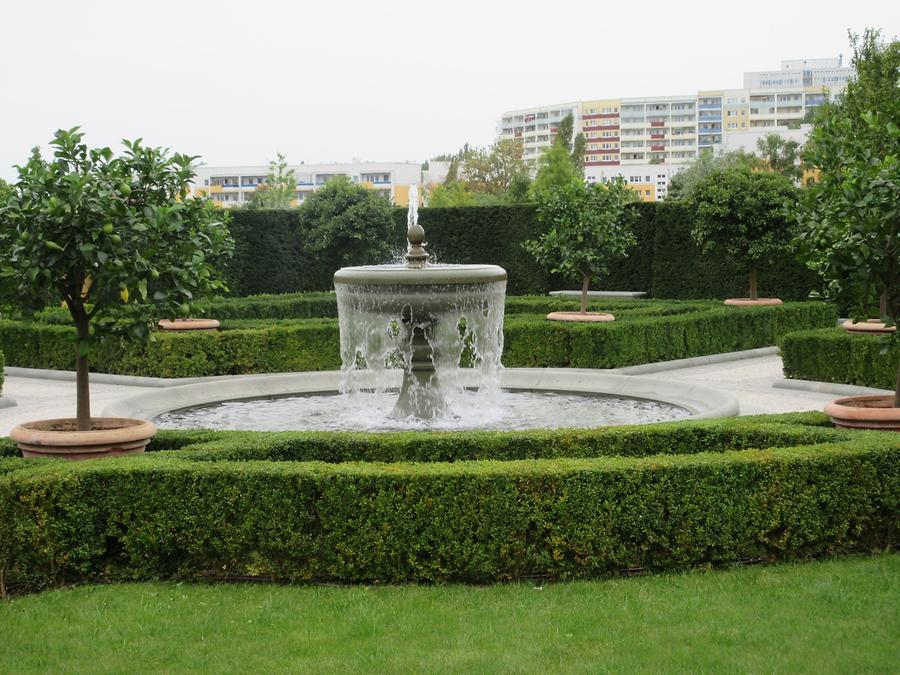 Gardens of the World - Renaissance Garden
