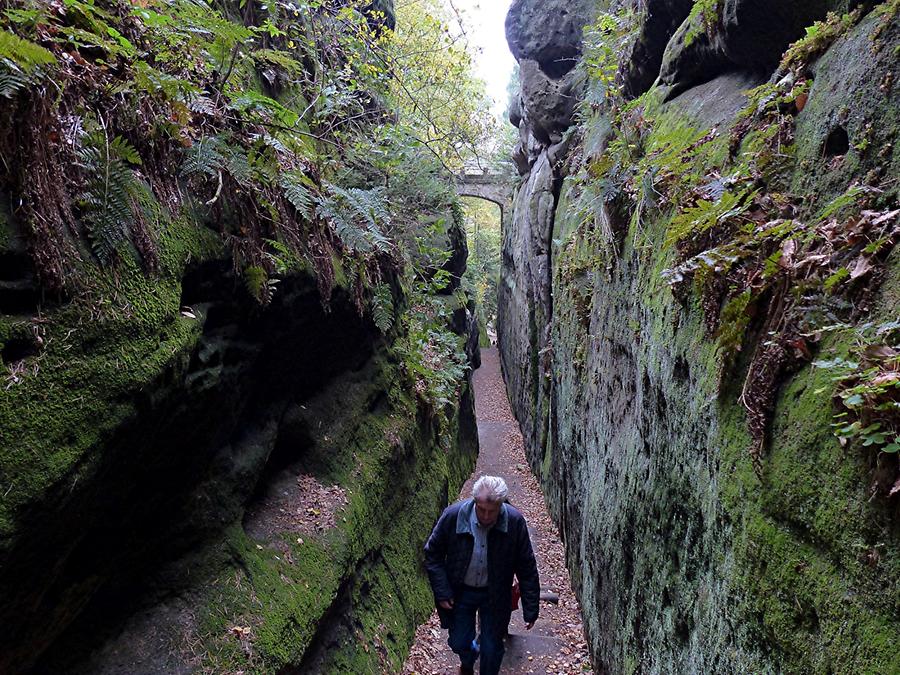 Oybin - Ascent to the Castle; 'Knights' Gorge'