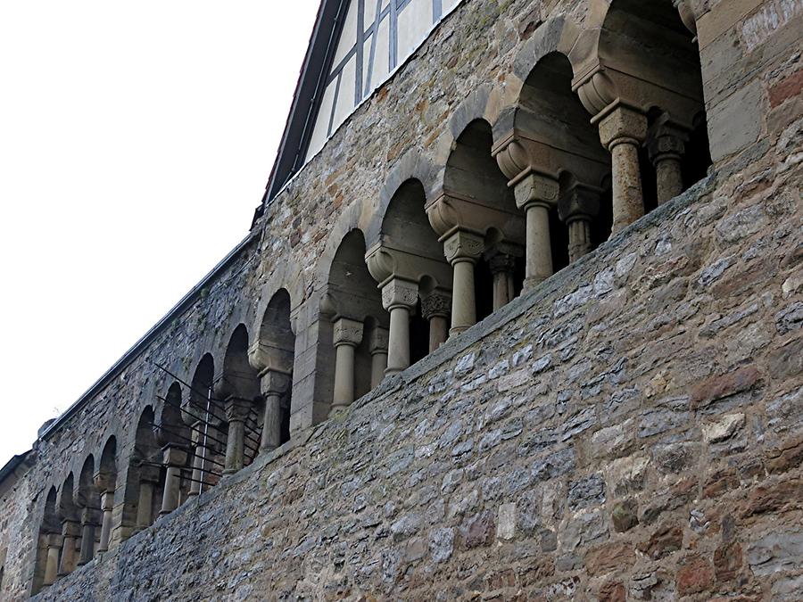 Bad Wimpfen - Imperial Palace; Romanesque Arcades of the Great Hall