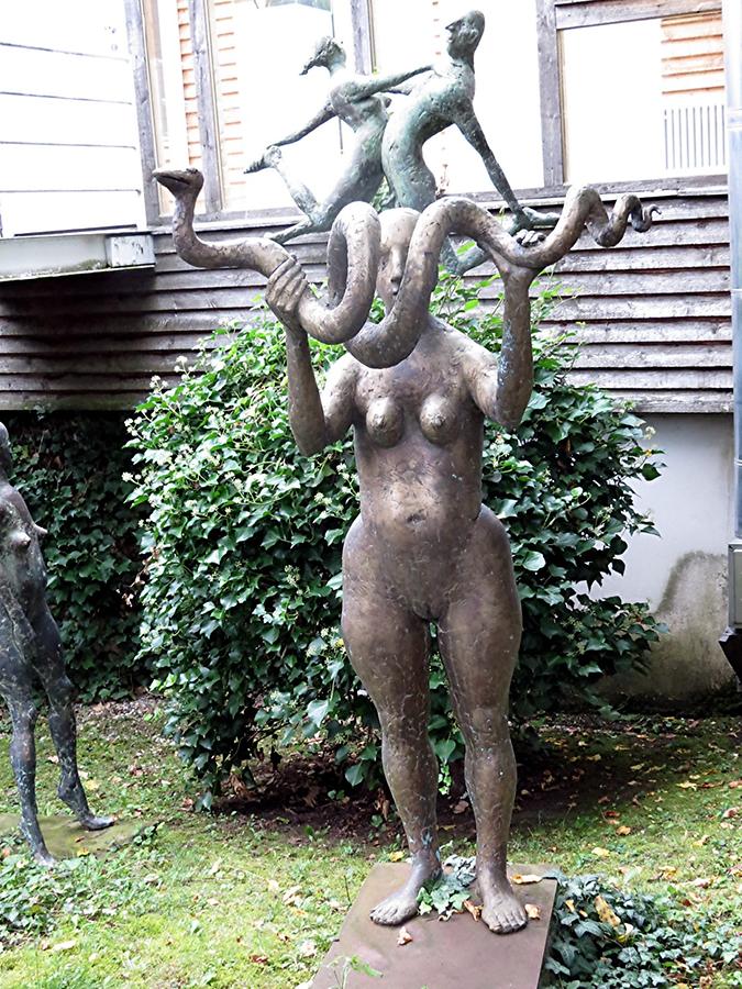 Strümpfelbach - Sculpture by Nuss