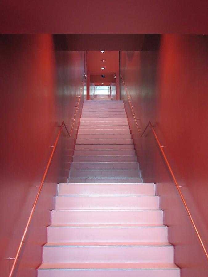 Chemnitz - Gunzenhauser Museum, Red Staircase
