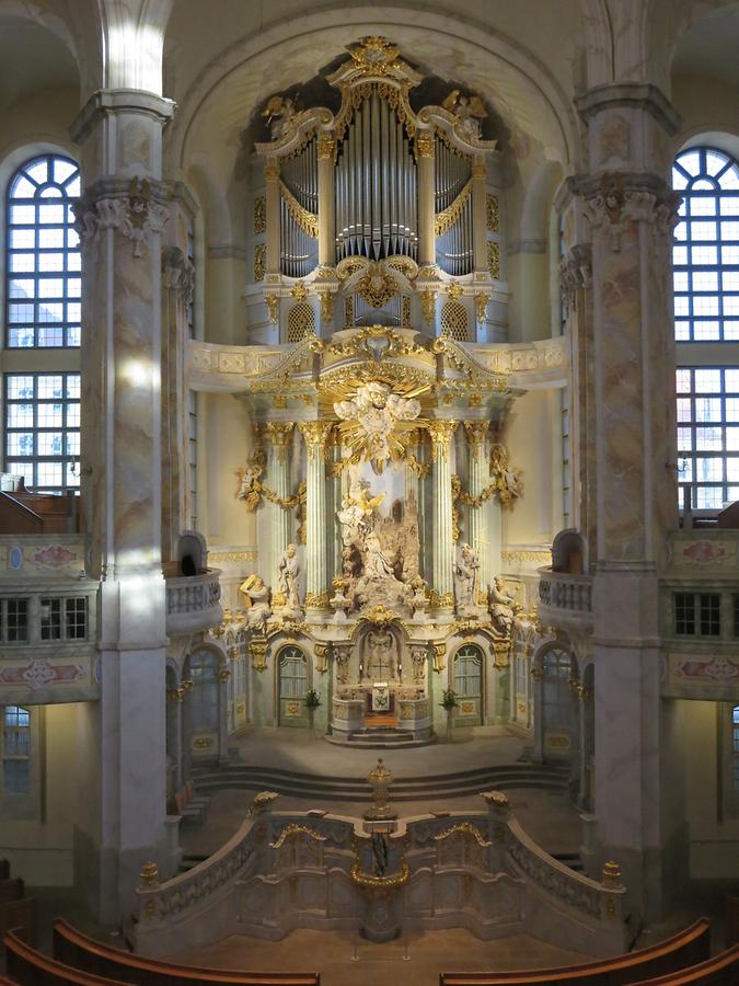 Dresden - Church of Our Lady, Altar
