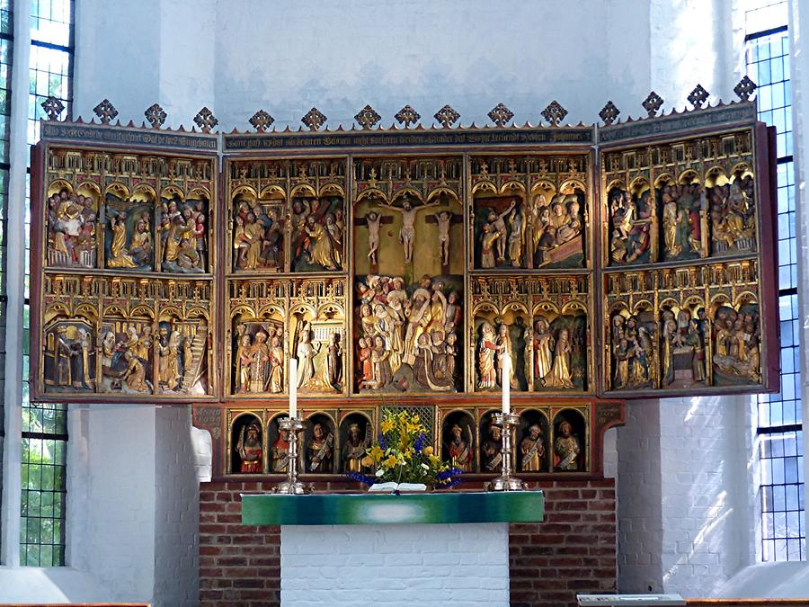 Kiel - Protestant St. Nicholas' Church; Winged Altar