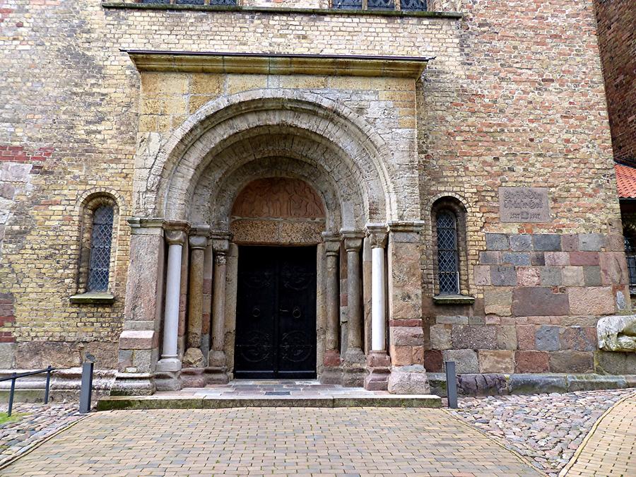 Schleswig - Cathedral of St. Peter; Romanesque Petri-Portal