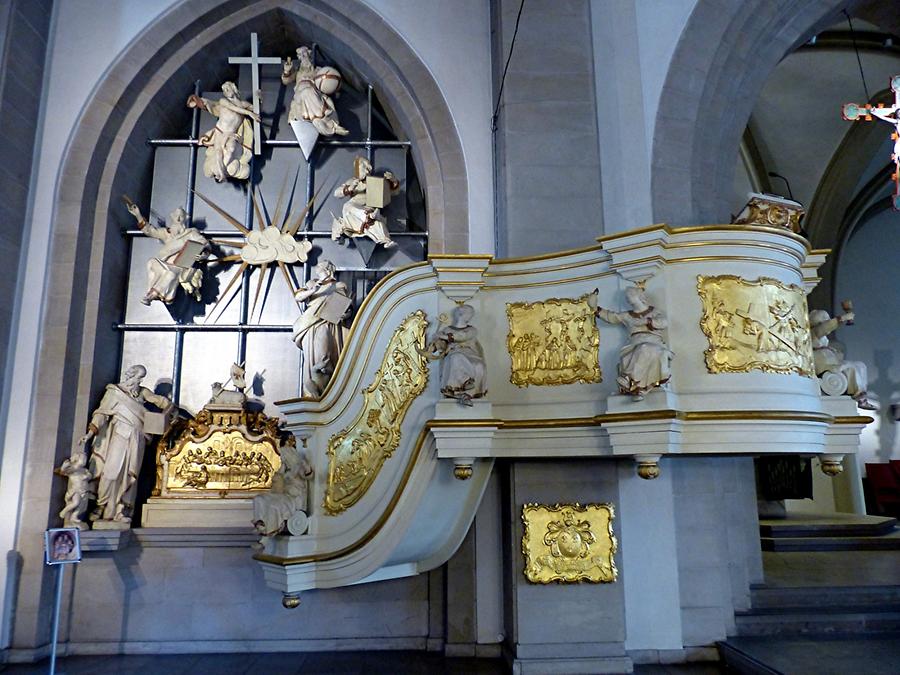 Hamelin - Marktkirche St. Nicolai; Baroque Remains Adapted Anew