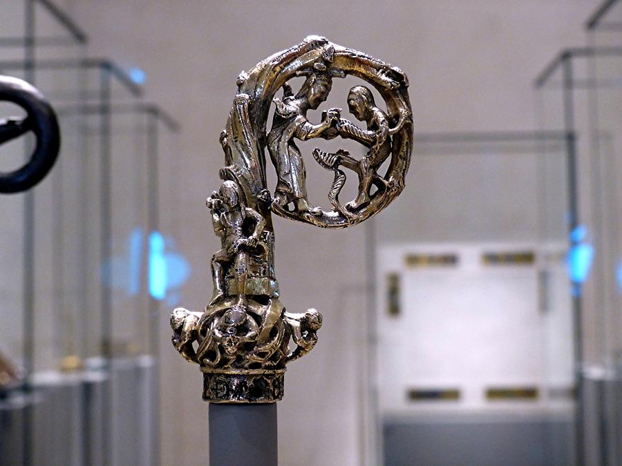 Hildesheim - Cathedral Museum; Crook of a Crozier, 996