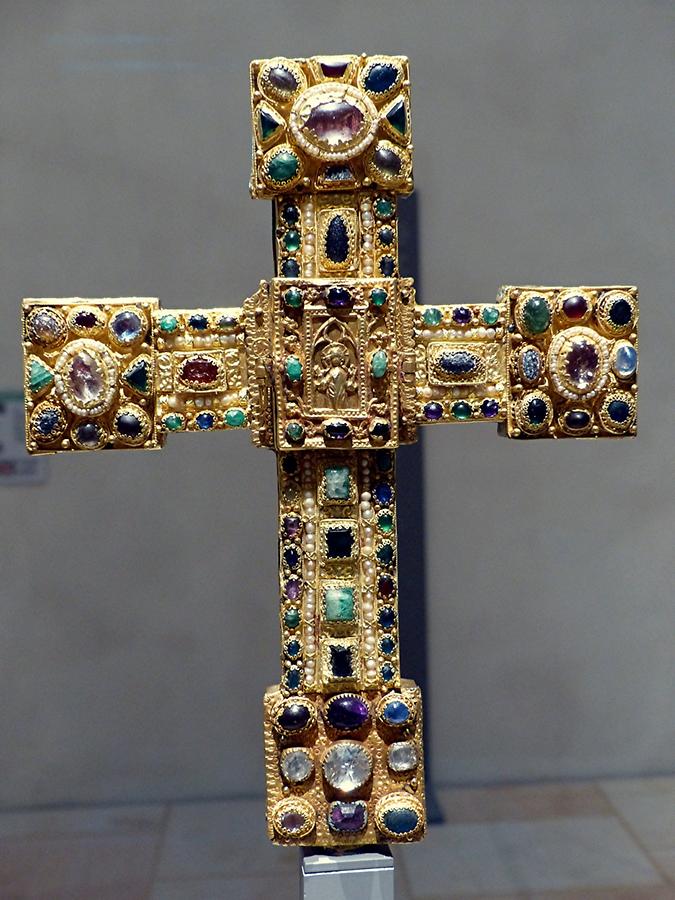 Hildesheim - Cathedral Museum; Cross of Hezilo, before 1079