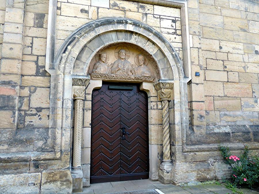 Hildesheim - St. Godehard; Romanesque Portal
