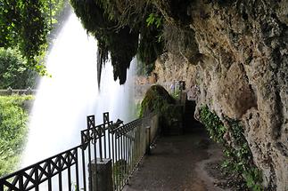 Waterfall Edessa (4)