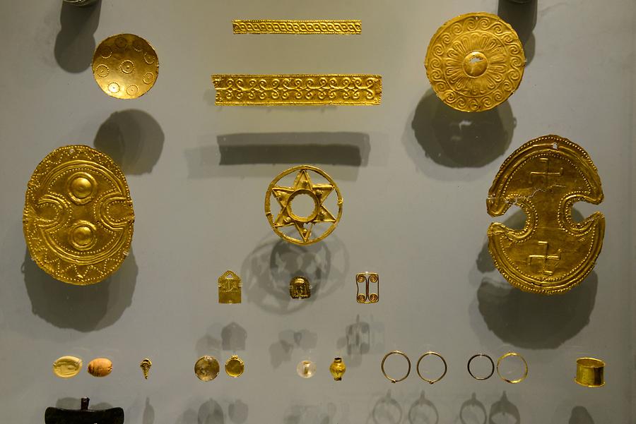 Archaeological Museum of Heraklion - Minoan Jewelry