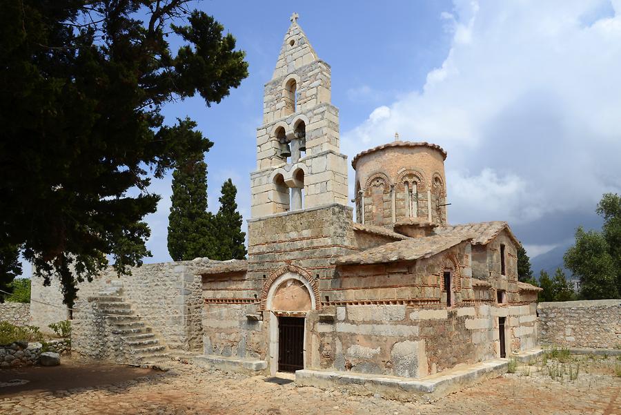 Taxiarchon Church in Charouda