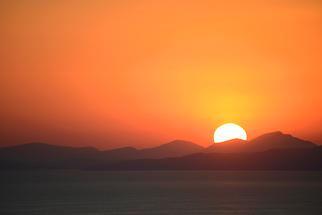 Sunrise at Tyros (2)