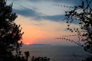 Sunrise at Tyros (4)