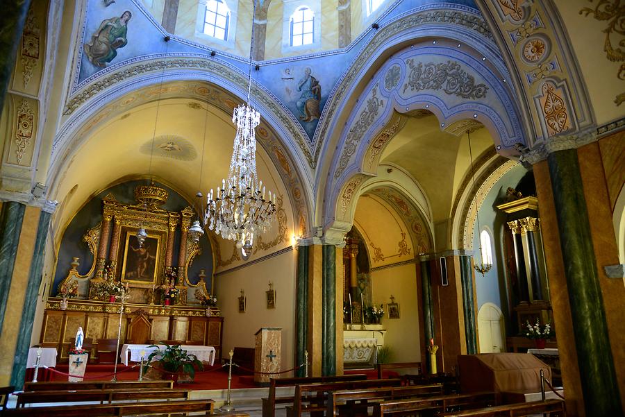 Fira - Cathedral; Inside