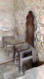 Holz-Replik des Alabasterthrons