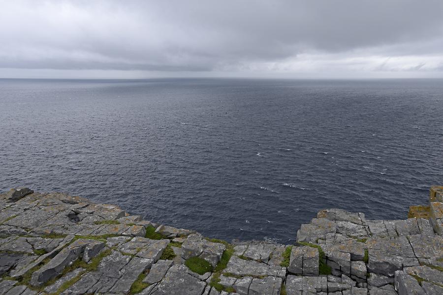 Inishmore Island - Dún Aonghasa; Cliff