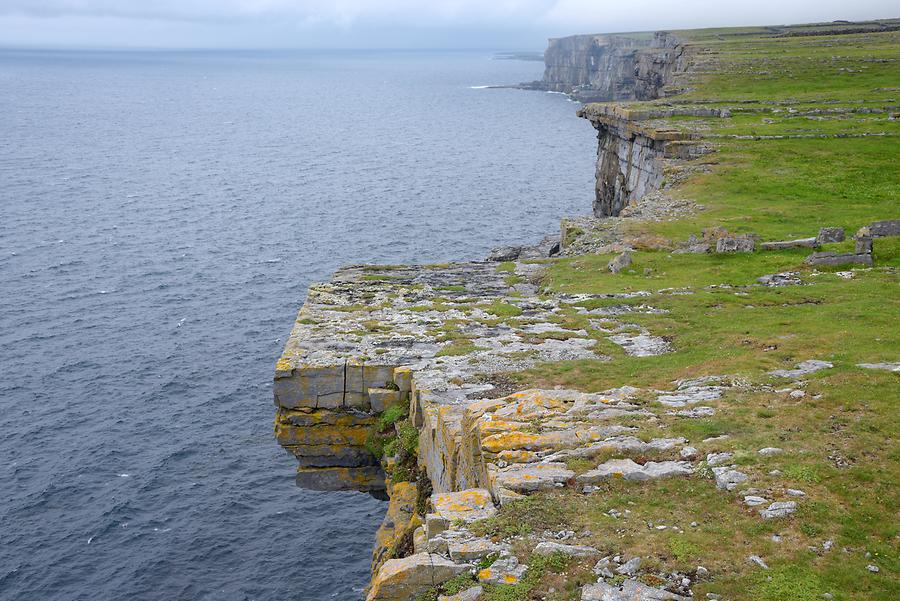 Inishmore Island - Dún Aonghasa; Cliff