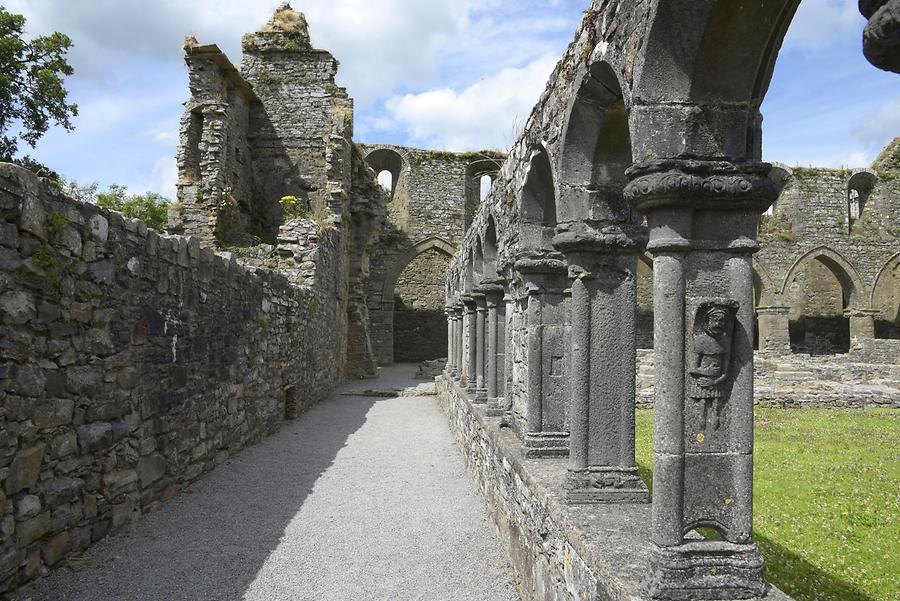 Jerpoint Abbey - Cloister