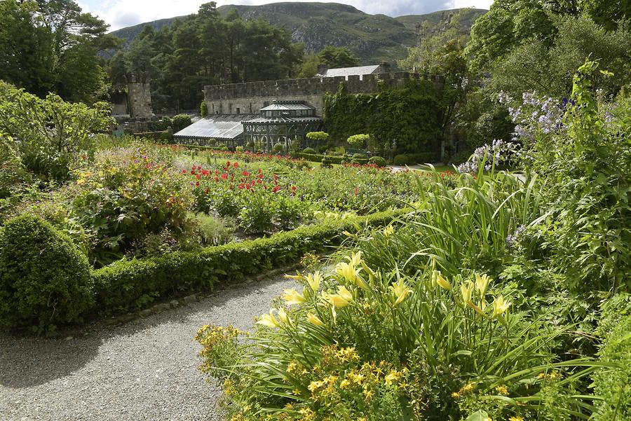 Glenveagh Castle - Flowerbeds