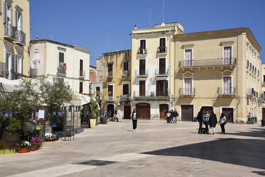 Bari - Piazza Ferrarese