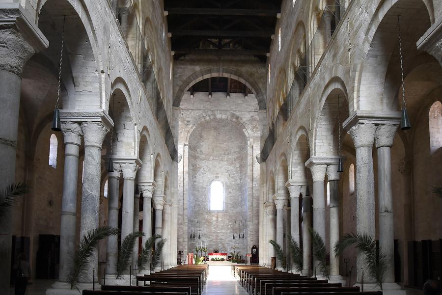 Trani - Cathedral; Inside