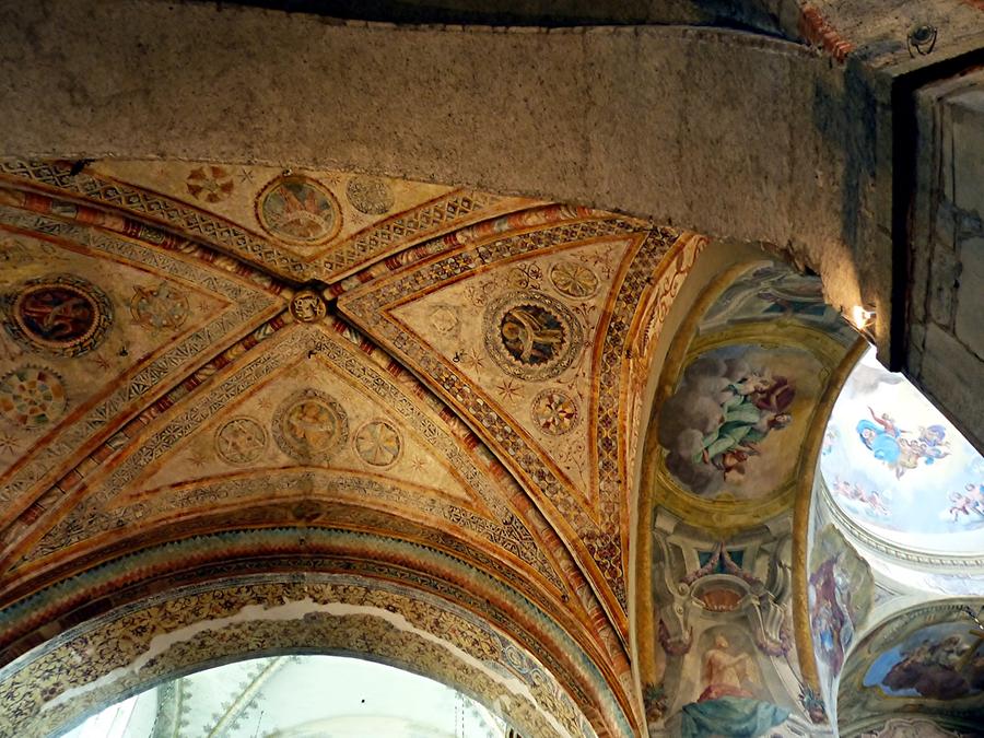 Brescia - Old Cathedral, Freskoes