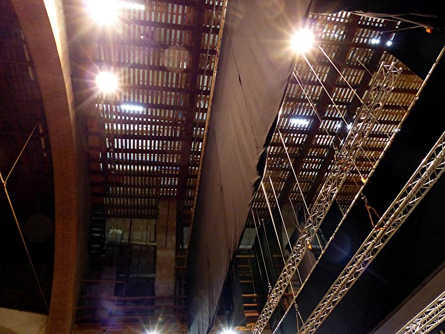 Cremona - Ponchielli Theatre, Stage