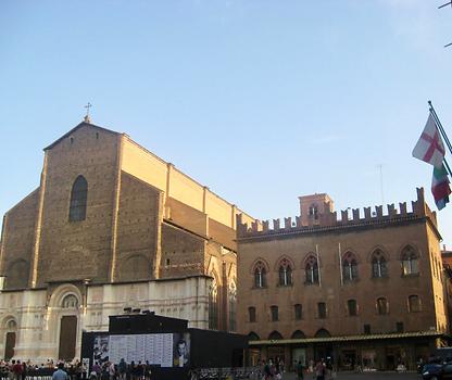 Basilica of San Petronio in Piazza Maaggiore, the main cathedral, Bologna, Italy. 2016. Photo: Clara Schultes