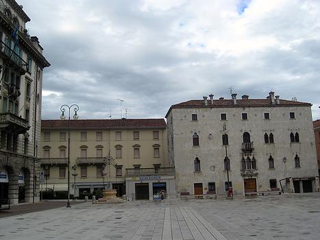 Piazza XX settembre with Venetian house (right), Udine, Italy. 2011. Photo: Clara Schultes