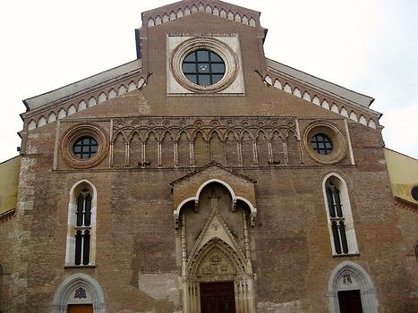 Facade of the Duomo, Udine, Italy. 2011. Photo: Clara Schultes