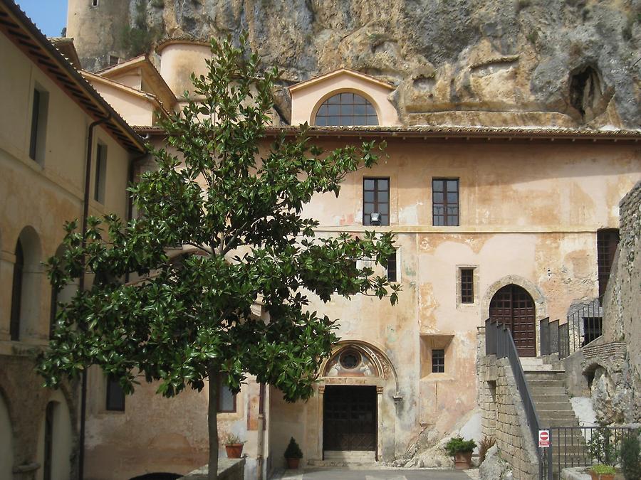 Subiaco - St. Benedict&#39;s Abbey, Patio