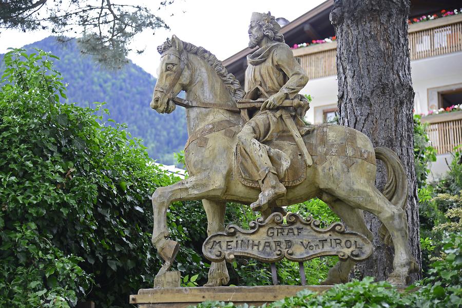 Statue of Meinhard, Count of Gorizia-Tyrol