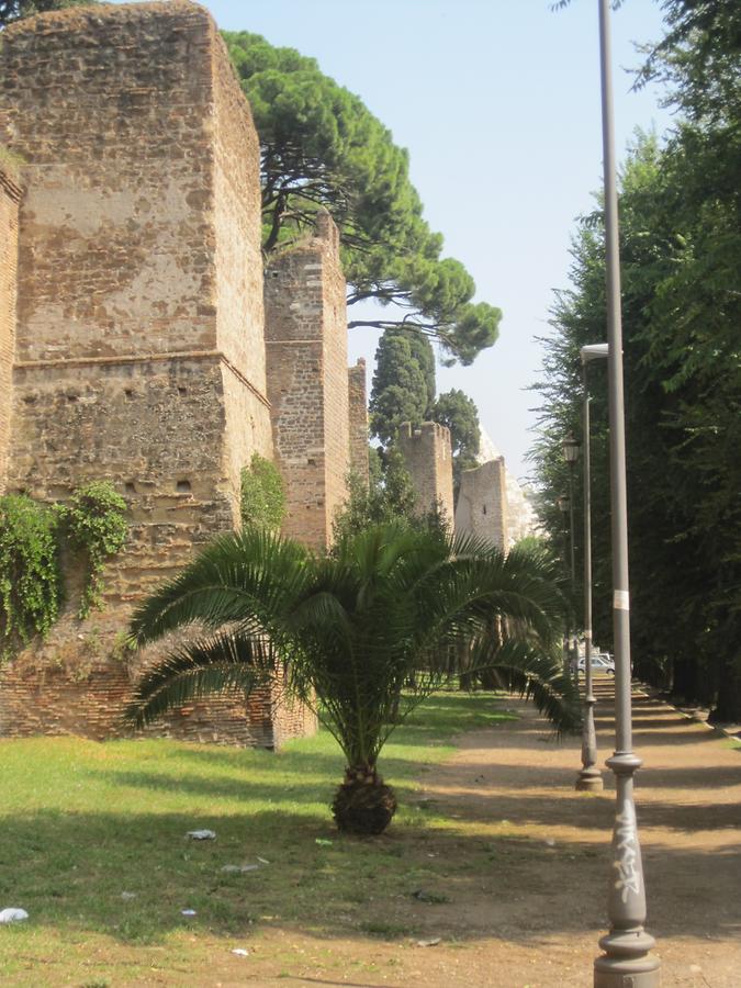 Aurelian city walls