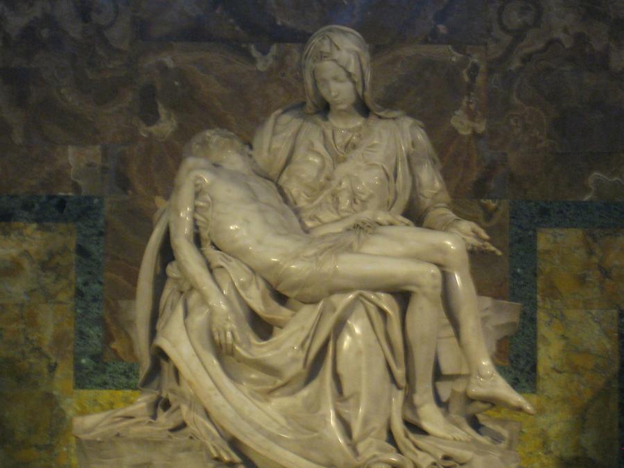 San Pietro in Vaticano - Pieta by Michelangelo