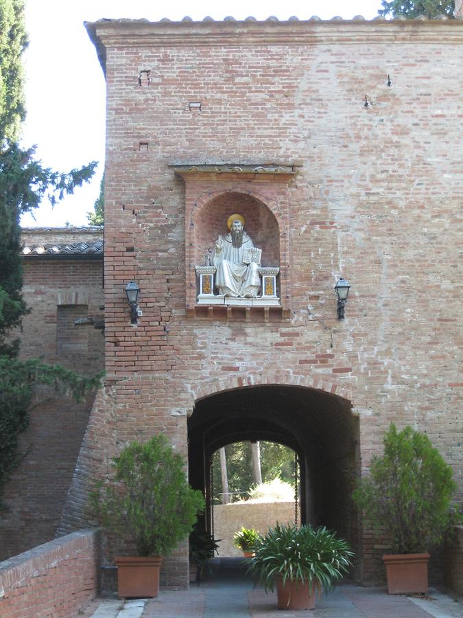 Asciano - Abbey of Monte Oliveto Maggiore; Gate Tower, Terracotta, L. d. Robbia